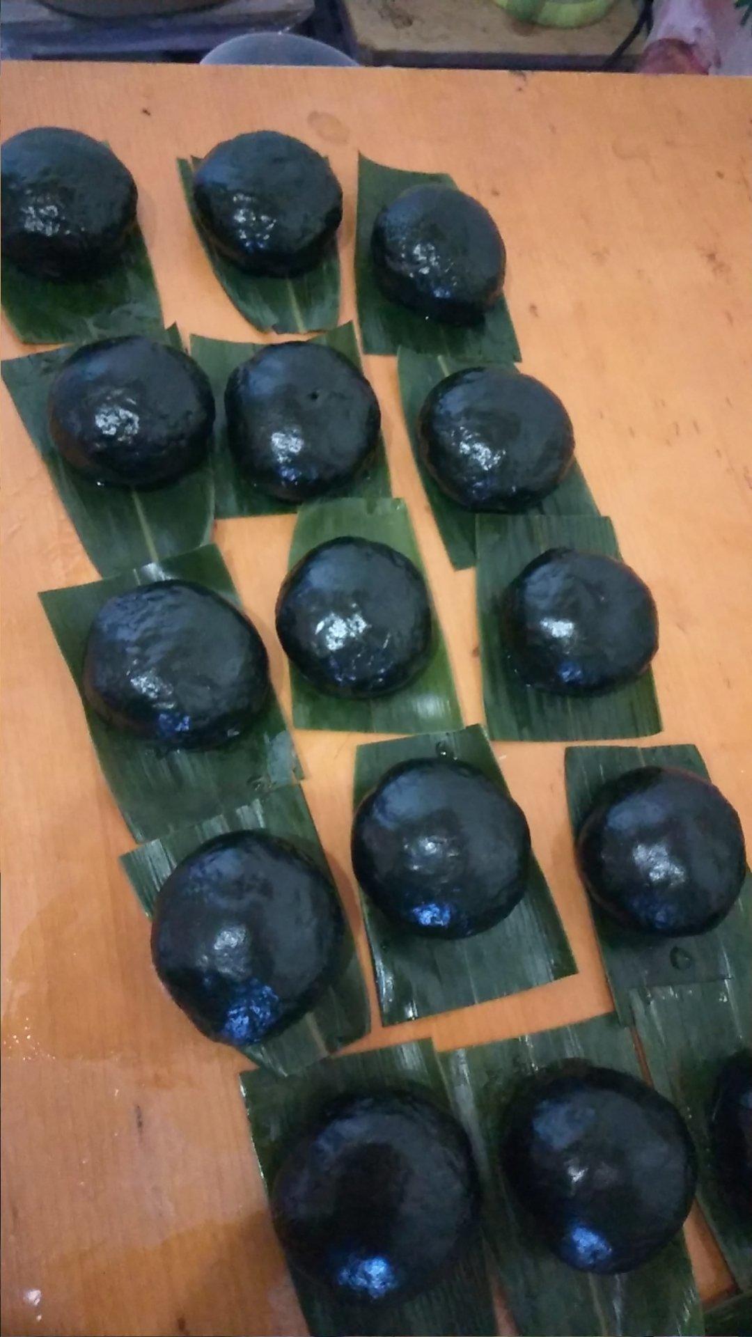 网红青团～～咸蛋黄肉松青团