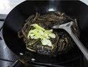 蒜苔鳝段的做法 步骤5