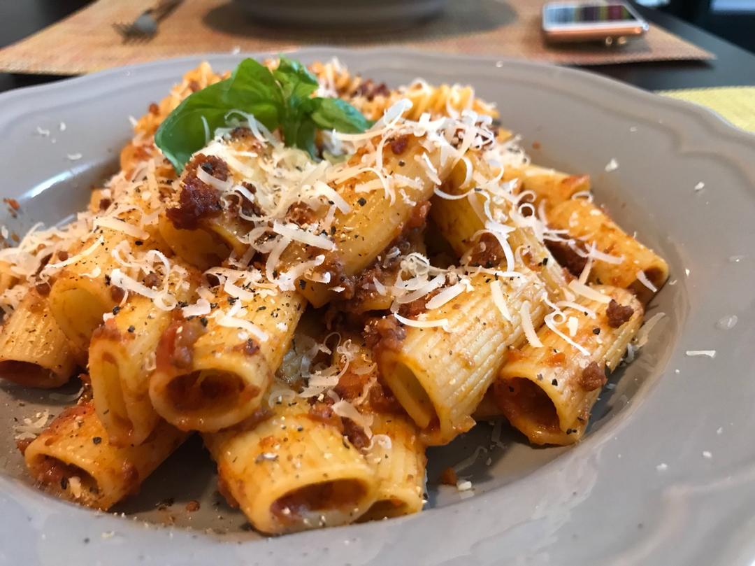 意式番茄肉酱面