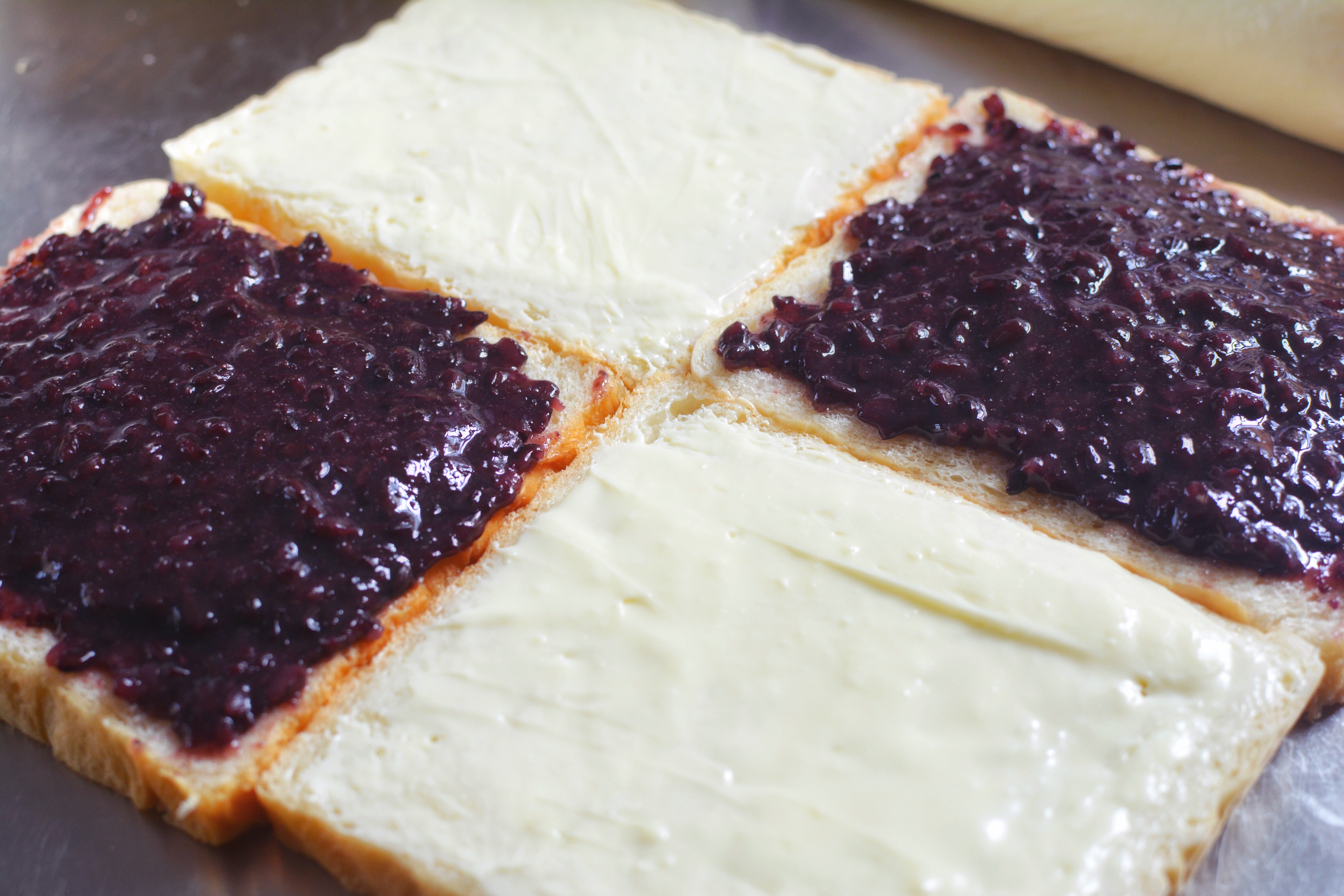 紫米奶酪三明治的做法 步骤3