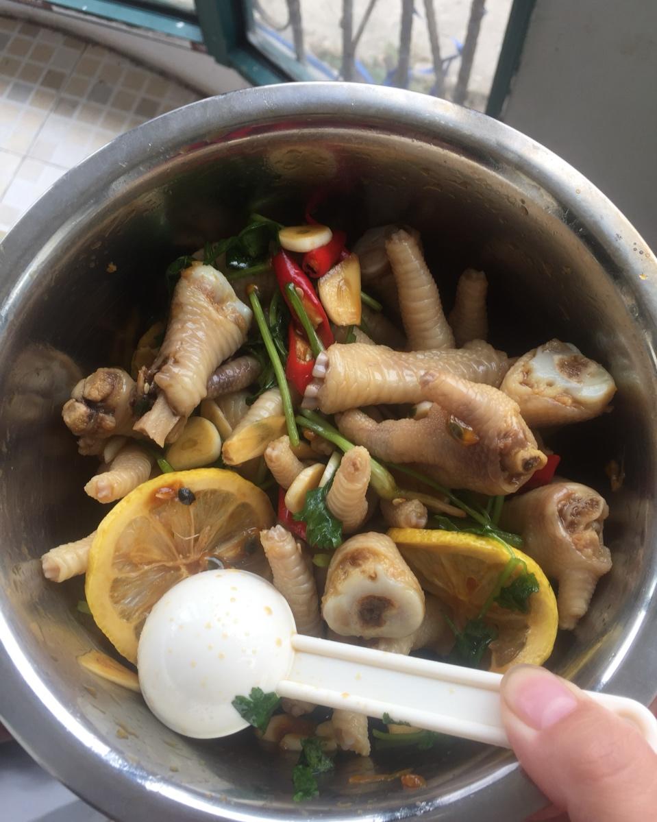 【柠檬酸辣凤爪】