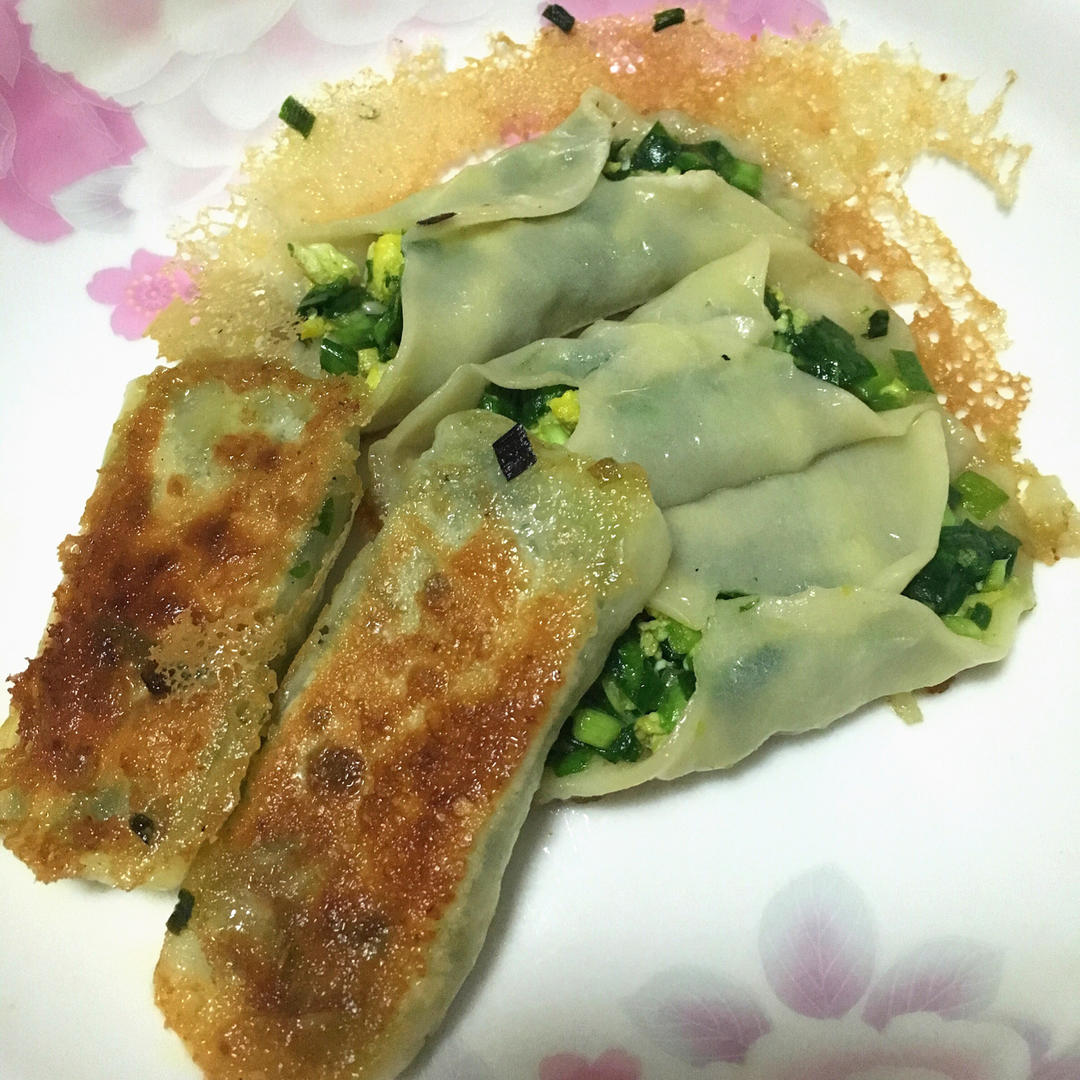 三鲜锅贴