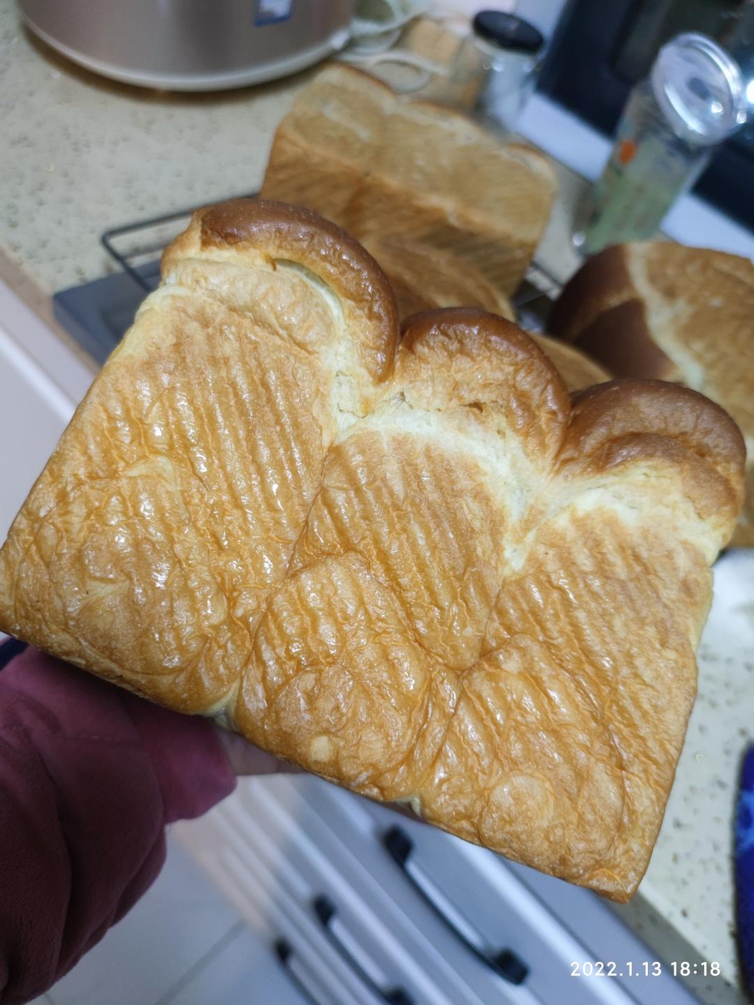 纯奶手撕吐司的做法 步骤1