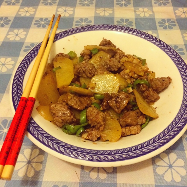 董太的私方菜--土豆片炒牛肉