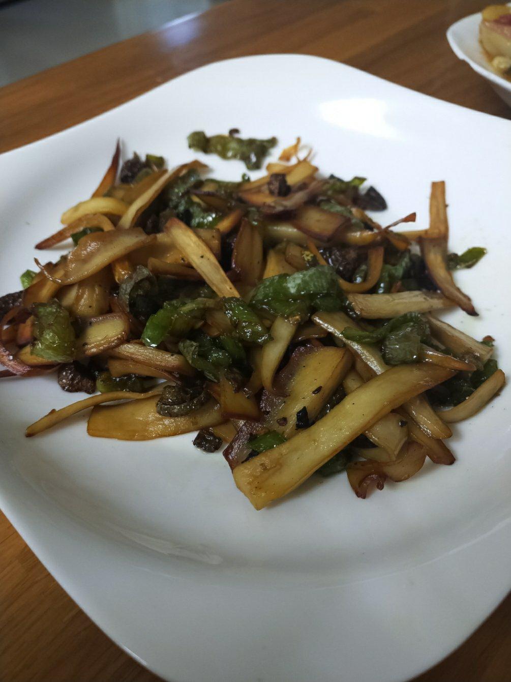 青椒素炒杏鲍菇