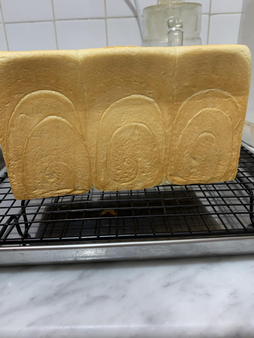 吐司，奶香手撕面包，超级香浓