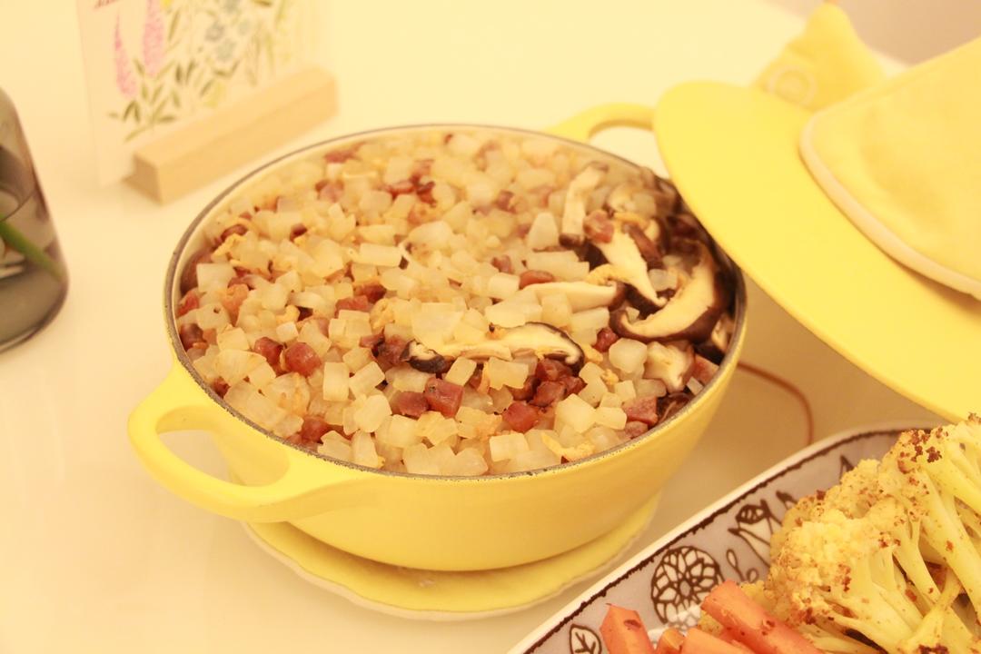 北鼎铸铁锅食谱｜腊肠萝卜饭