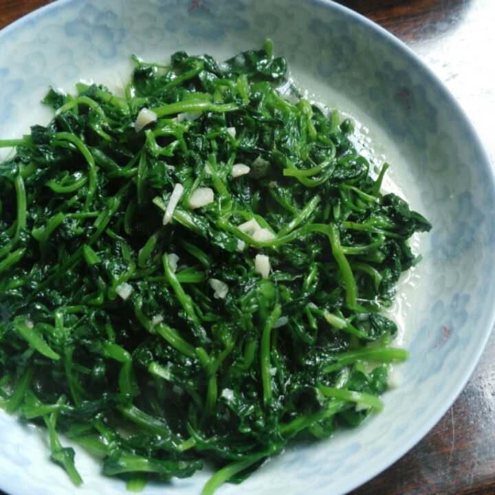 清炒豆苗