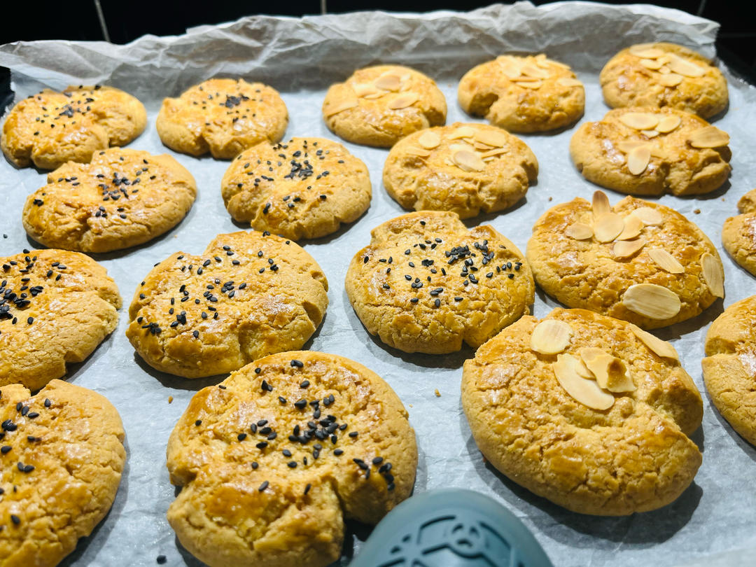 轻轻一按就碎掉的原味桃酥（不输猪油版）