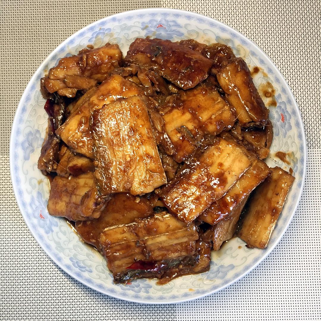 年菜红烧带鱼，在年夜饭上露一手吧！（多动图）
