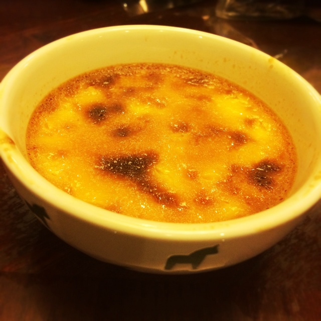 Crèmebrulée。法式烤布雷。焦糖布丁。