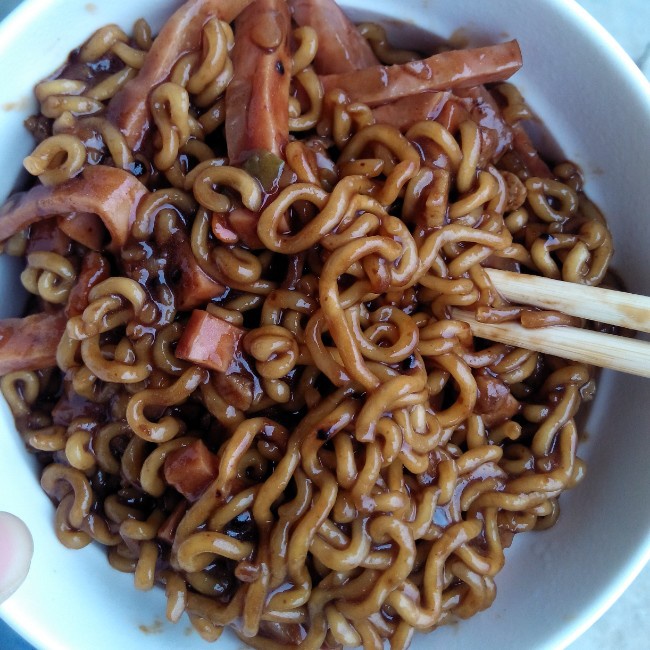 韩式炸酱面