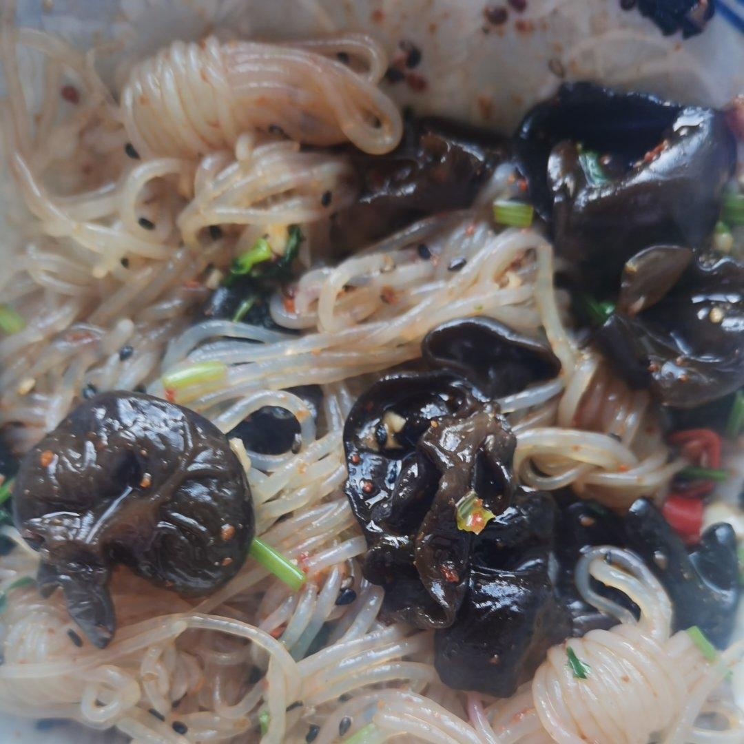 酸辣爽口❗️低脂巨好吃不怕胖的凉拌魔芋丝～