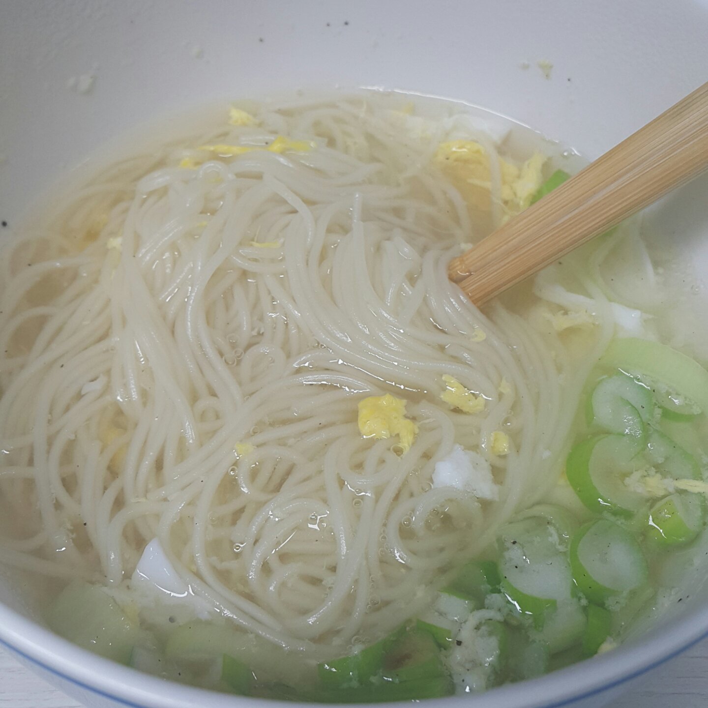 清汤素面