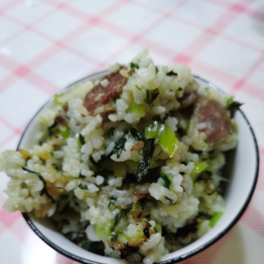 剩米饭加工的猪油菜饭