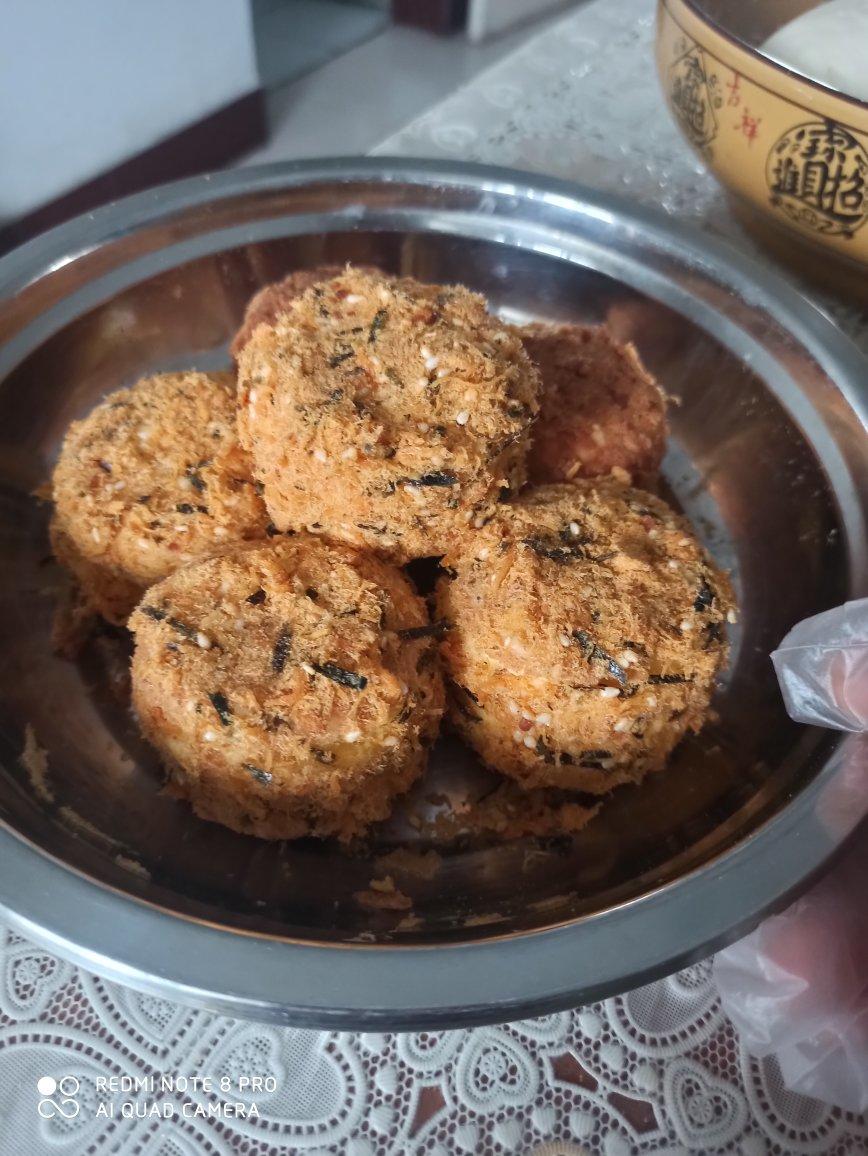 可以吃8个的肉松小贝