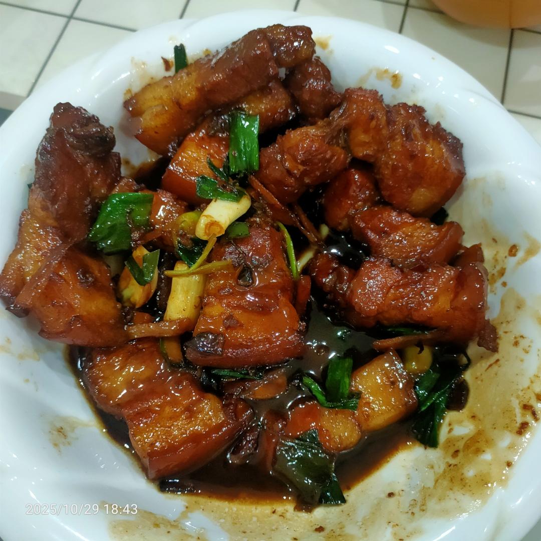 不焯水不放油的家常红烧肉