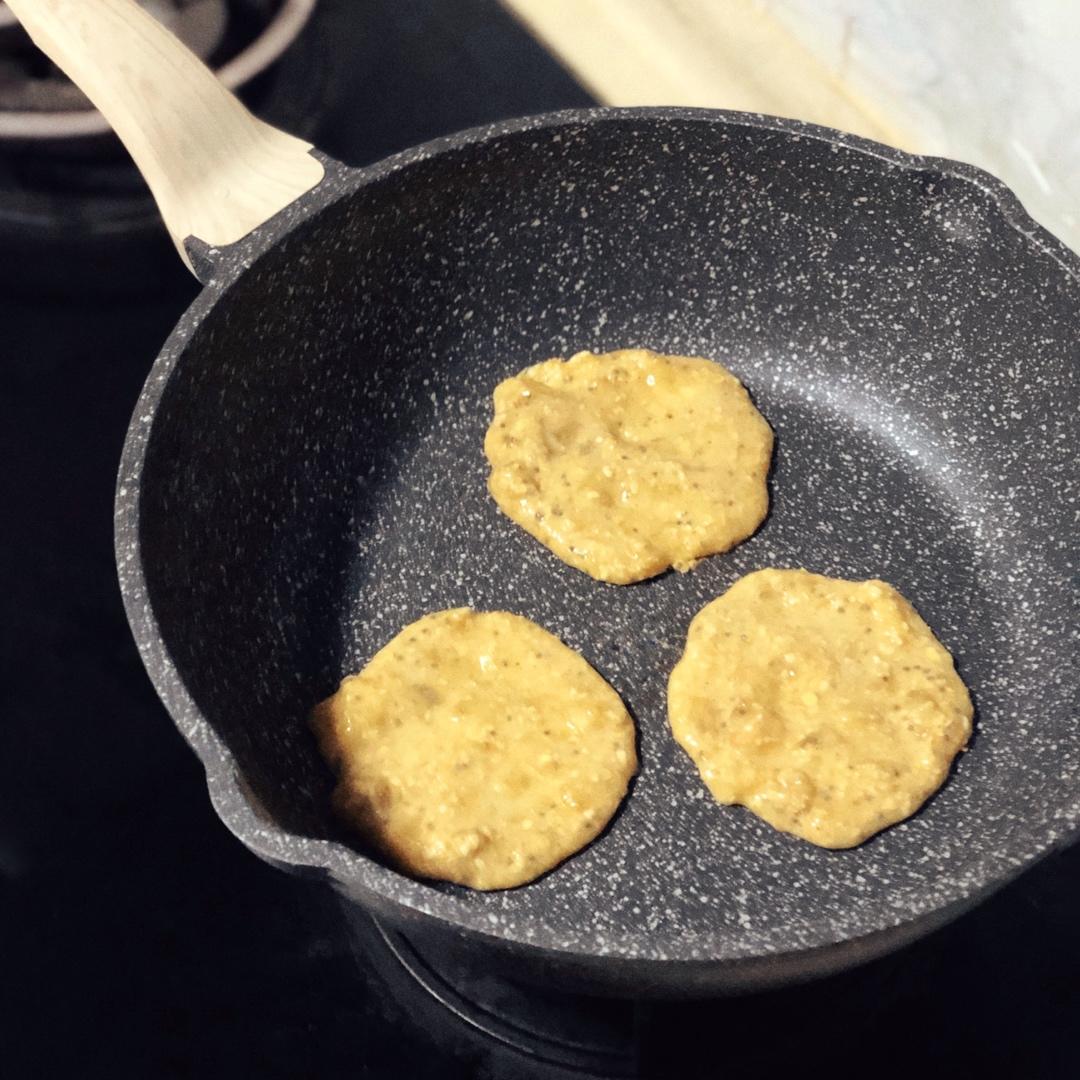 无面粉无油无糖健康Pancake