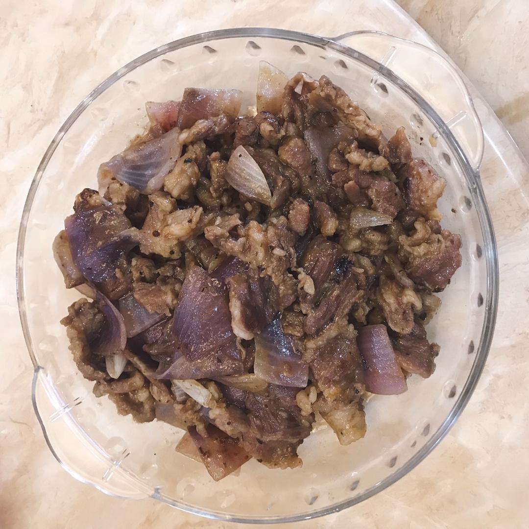 黑胡椒炒洋葱牛肉
