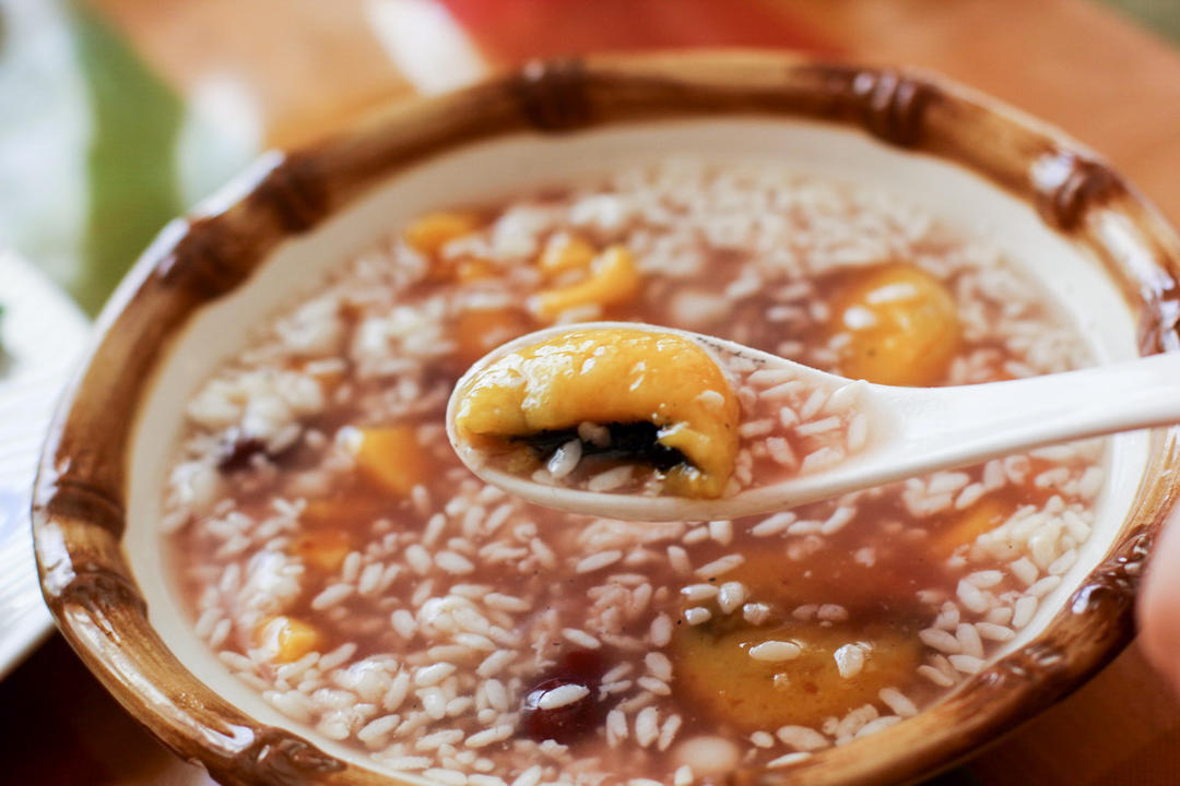 正月十五的黑芝麻汤圆