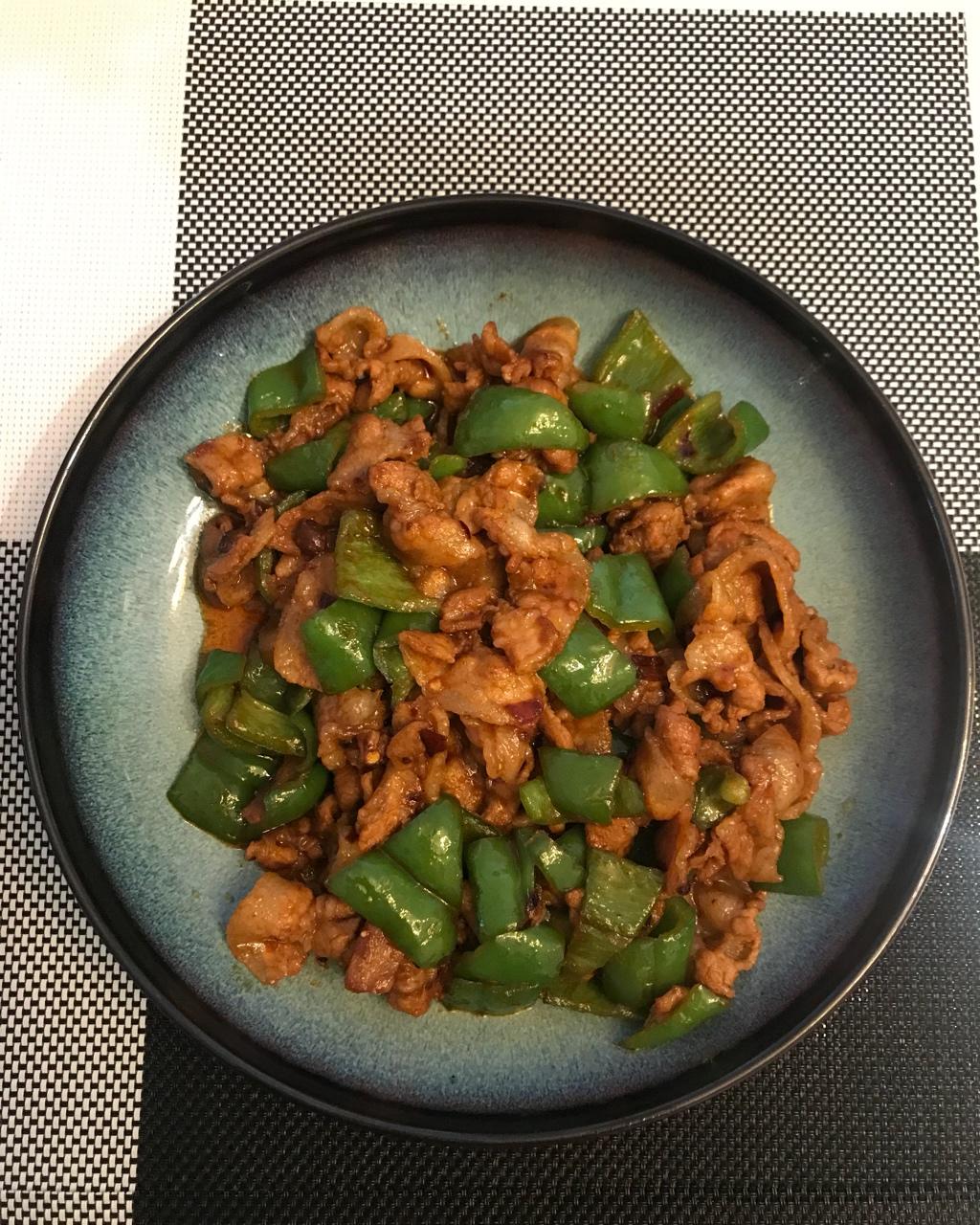 农家小炒肉【记忆中勾魂的油汤】