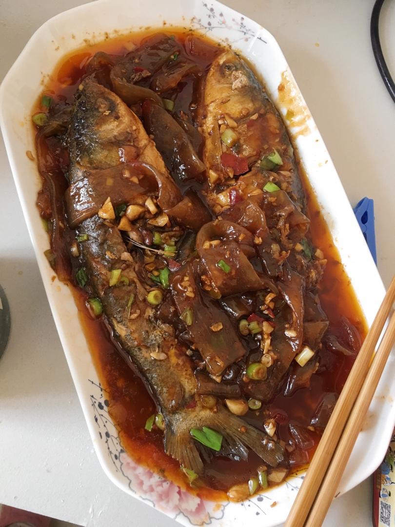 家常红烧鱼