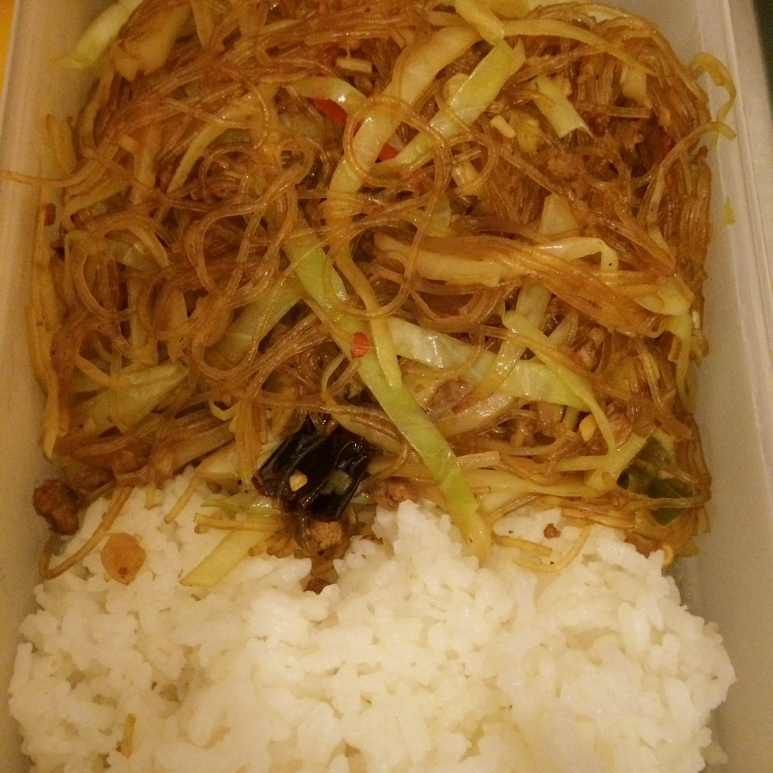 卷心菜炒粉丝 Glass noodles with Cabbage