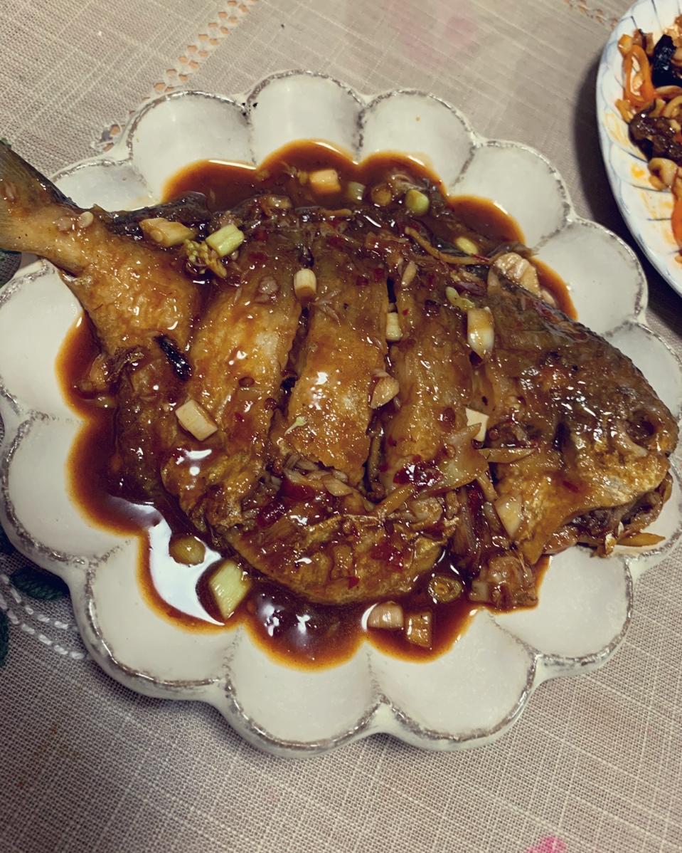 家常红烧鲳鱼