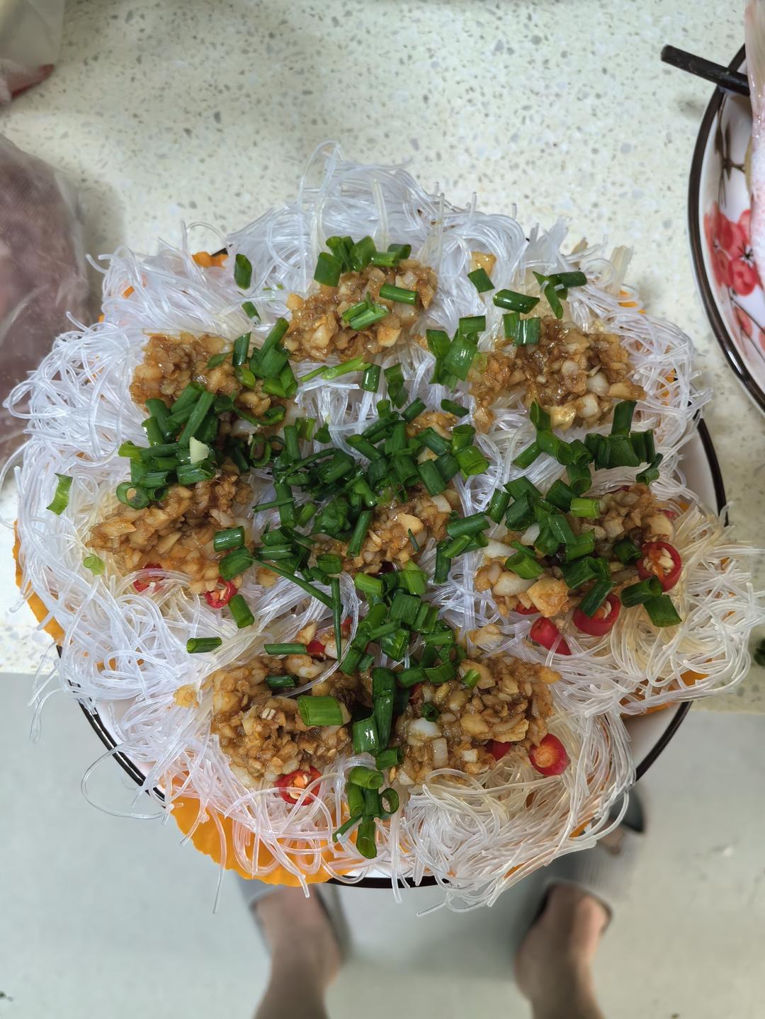 零失败的蒜蓉粉丝蒸扇贝