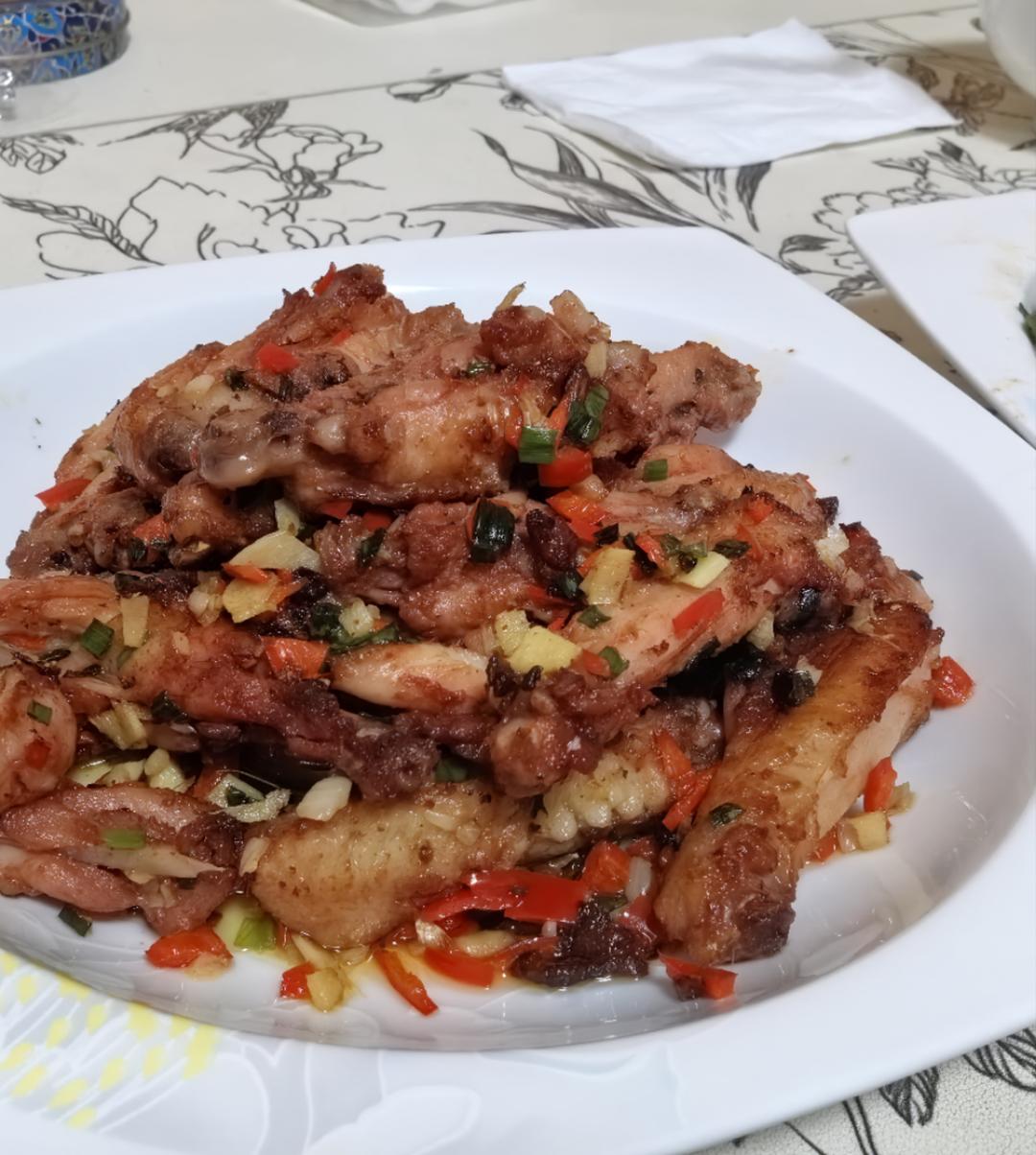 网红菜～好吃到嗦手指的蒜香鸡翅