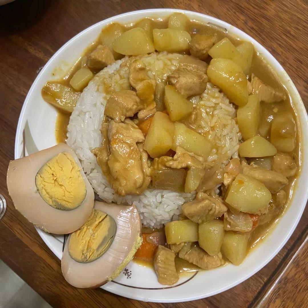 鸡肉咖喱土豆（懒人一定要收藏的菜谱😄）