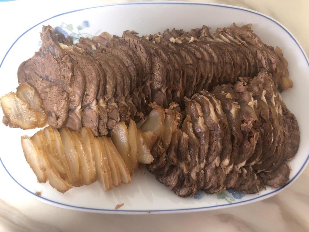 卤牛肉