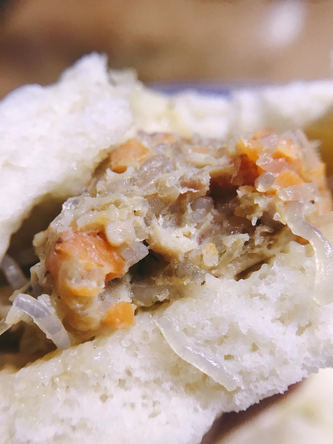 【樉樉的小厨房】超简单一发 猪肉胡萝卜粉丝包 小美版的做法