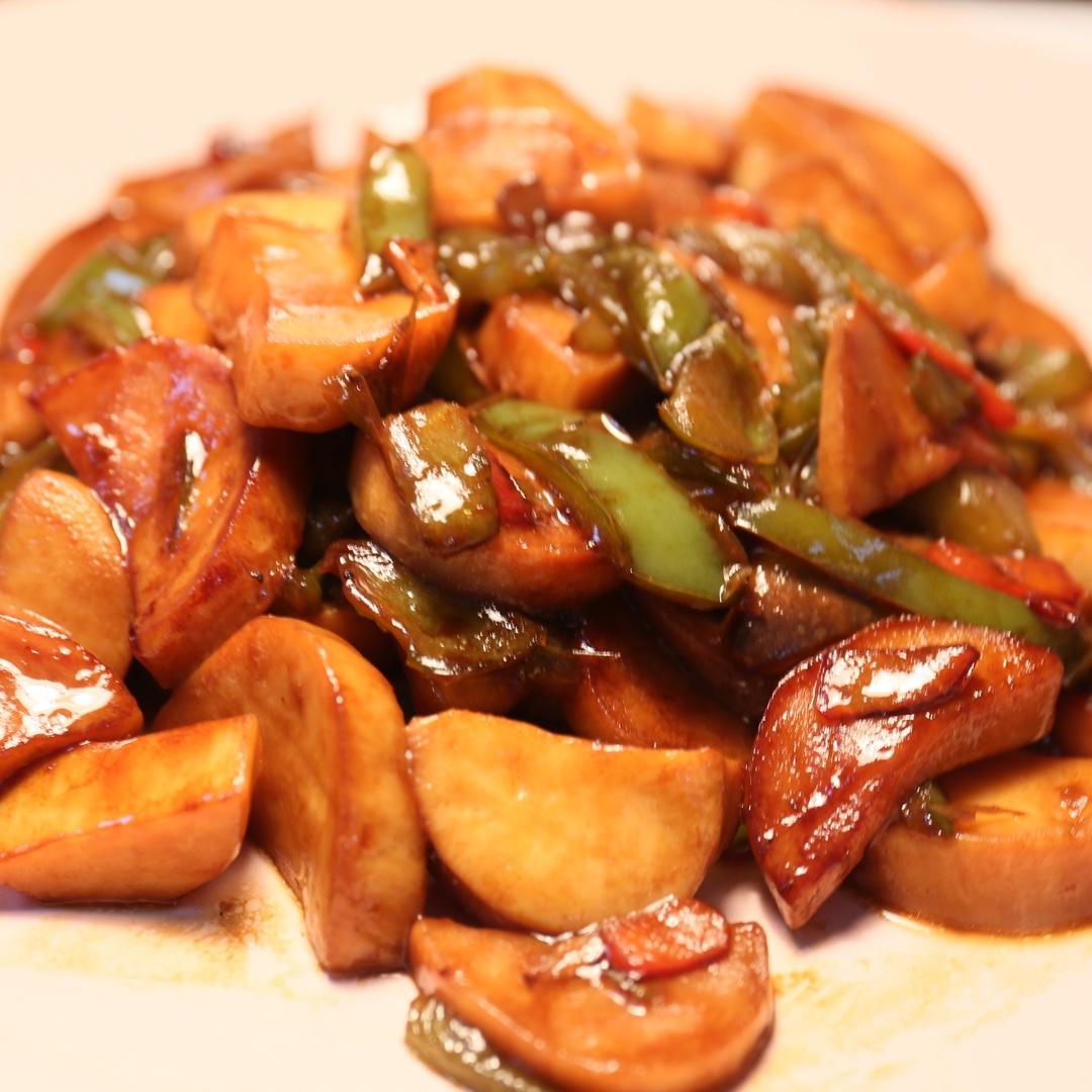 青椒素炒杏鲍菇