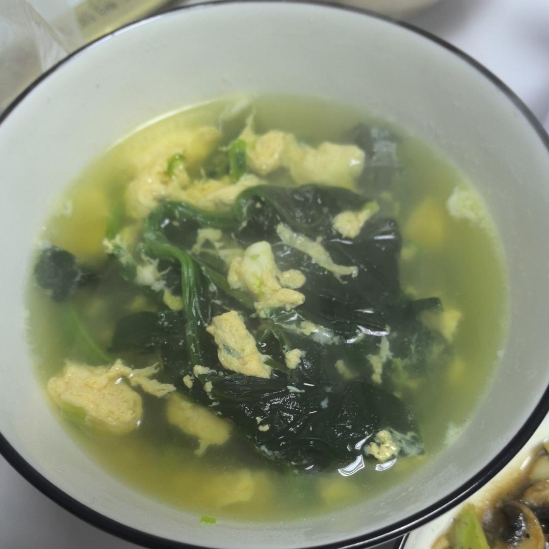 菠菜鸡蛋汤