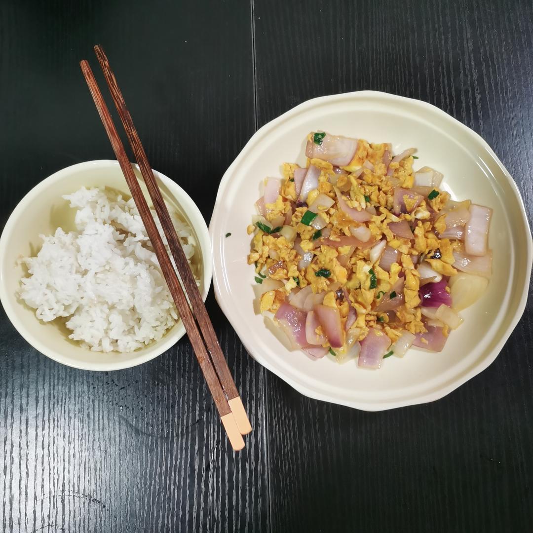 降压防癌的好食材  洋葱炒鸡蛋