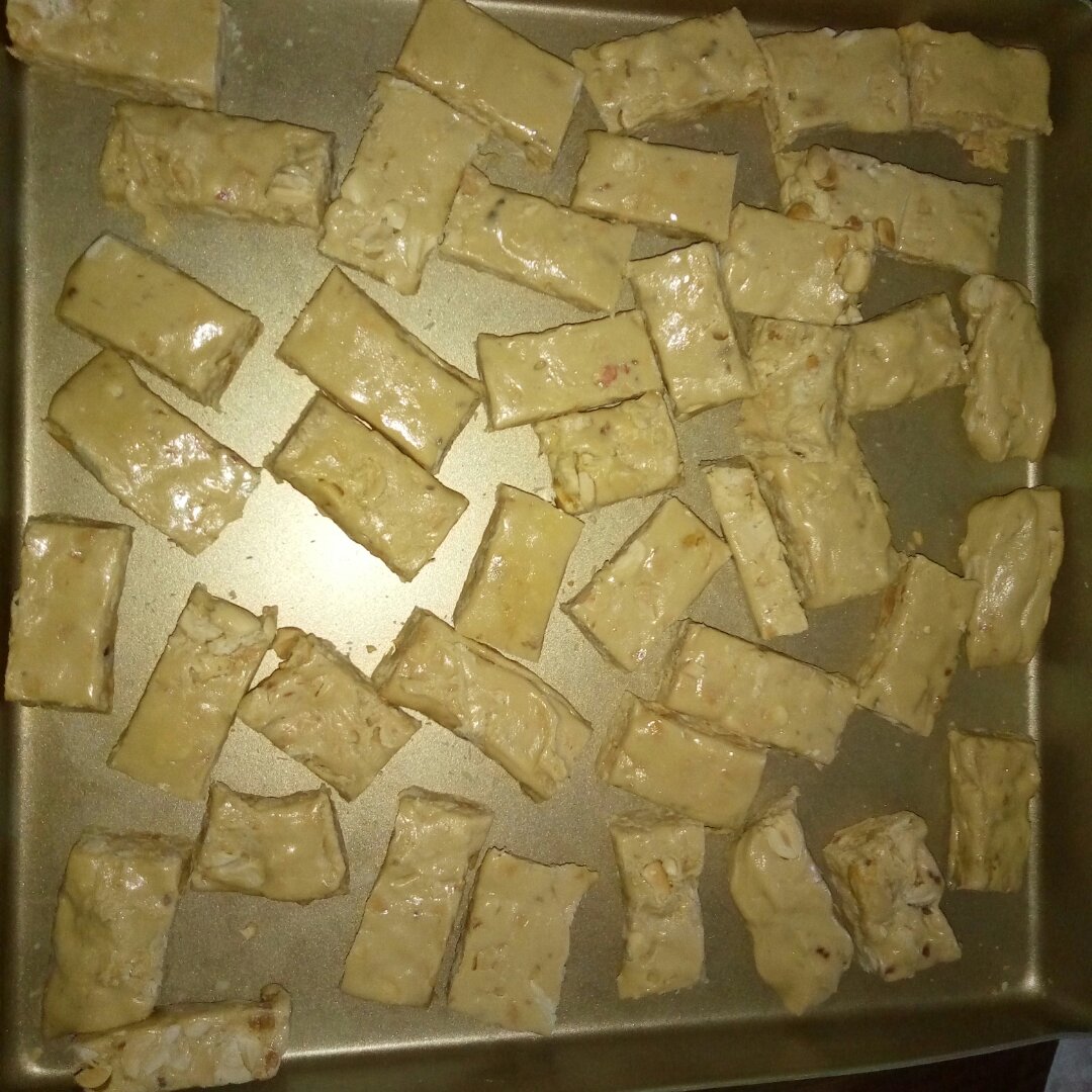 超详细TIPS—自制超美味牛轧糖（熬糖版），秒杀棉花糖版