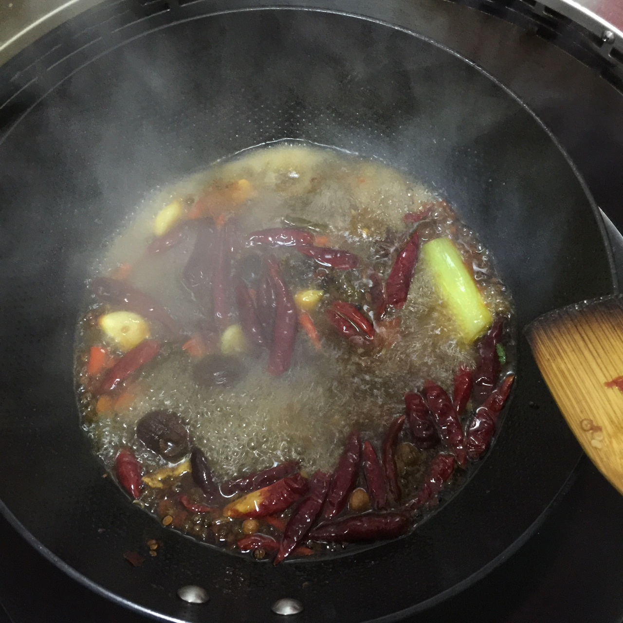 红油麻辣锅底