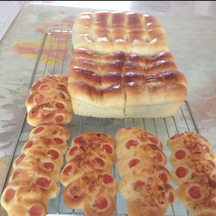 芝士火腿肠面包之#东菱电子烤箱DL-K30A试用#