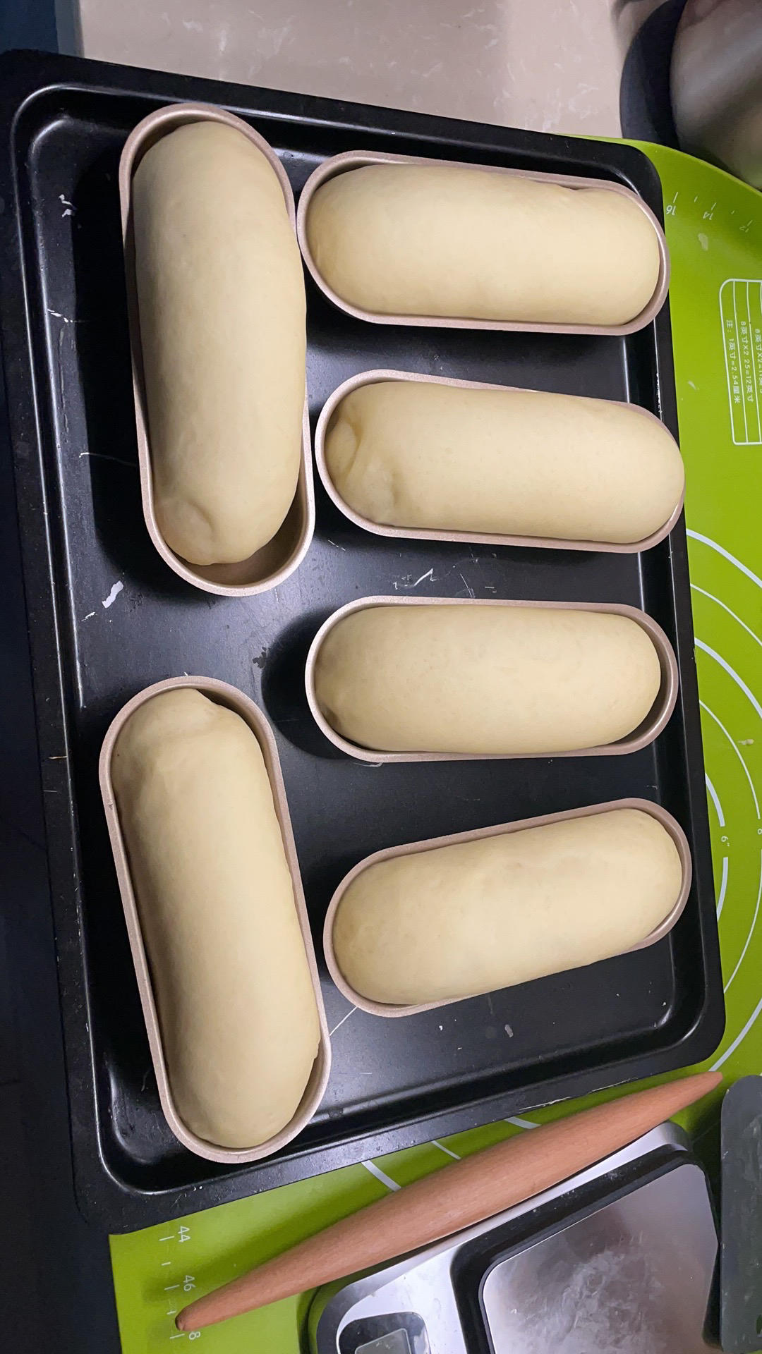 热狗面包胚（短棍面包）