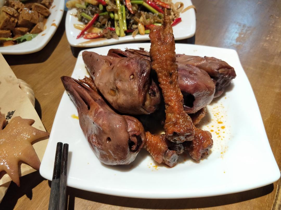 奥尔良烧烤酱鸡爪