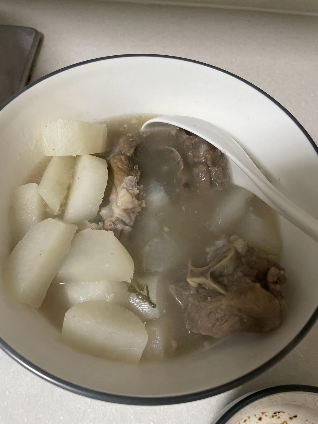 白汤羊蝎子炖萝卜