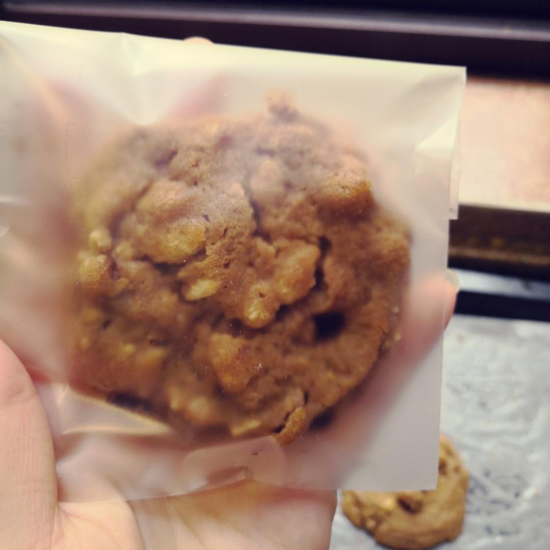 阿八喜欢的奶味坚果果干软饼（好长。。）🍪