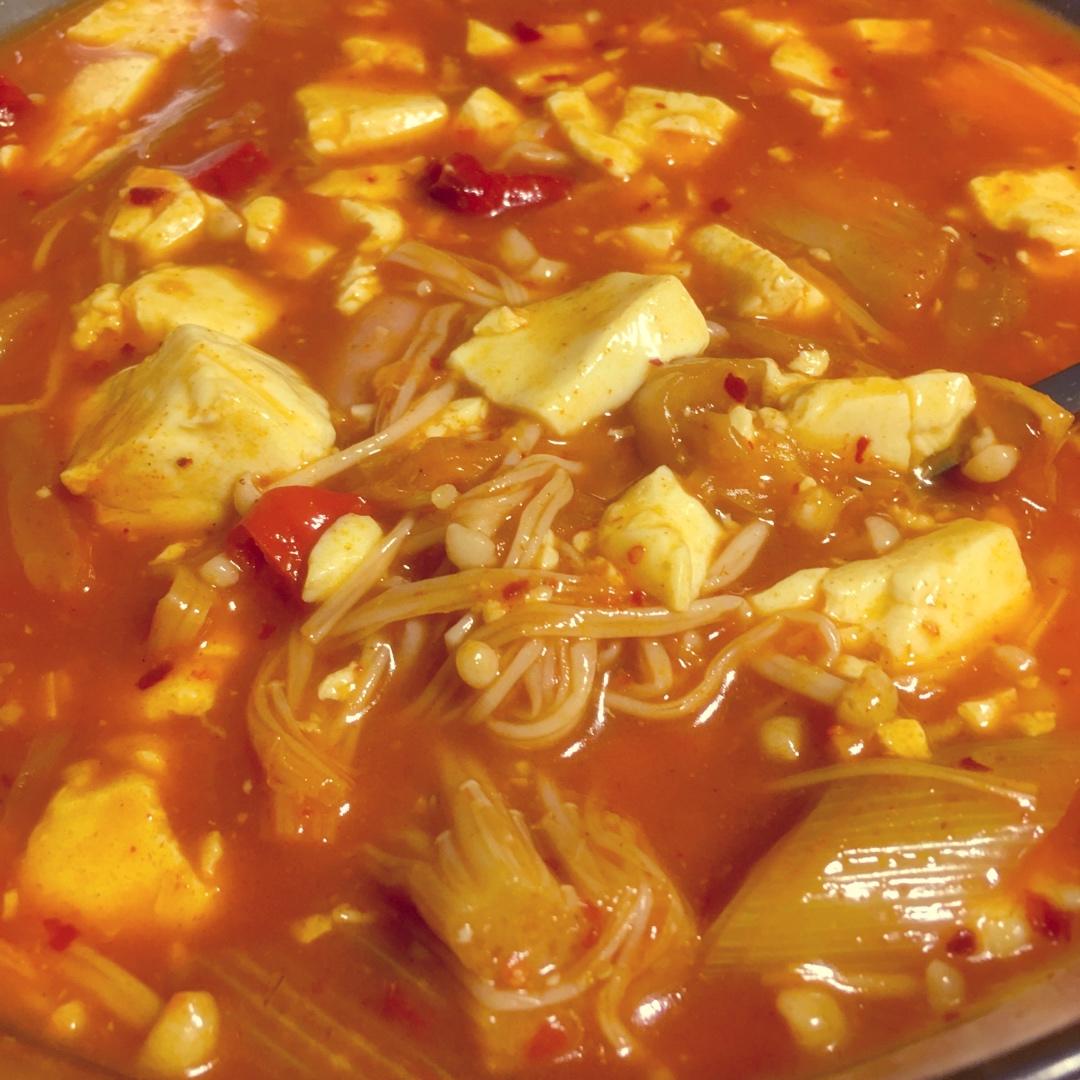 辣白菜豆腐汤