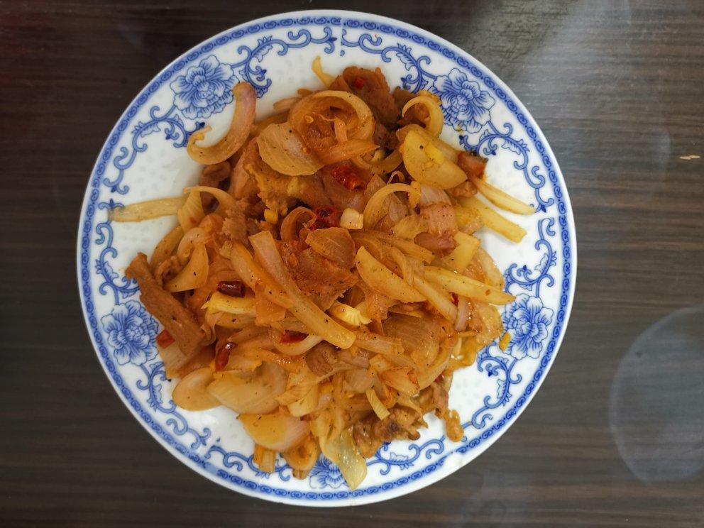 洋葱炒牛肉