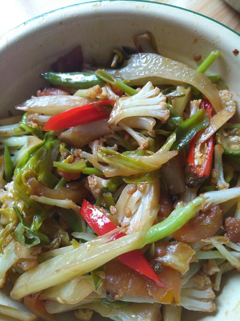 西红柿炒菜花