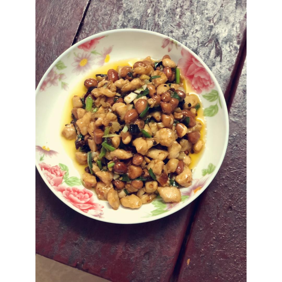 厨师长教你: “宫保鸡丁”的川味正宗做法, 一看就有食欲, 收藏了