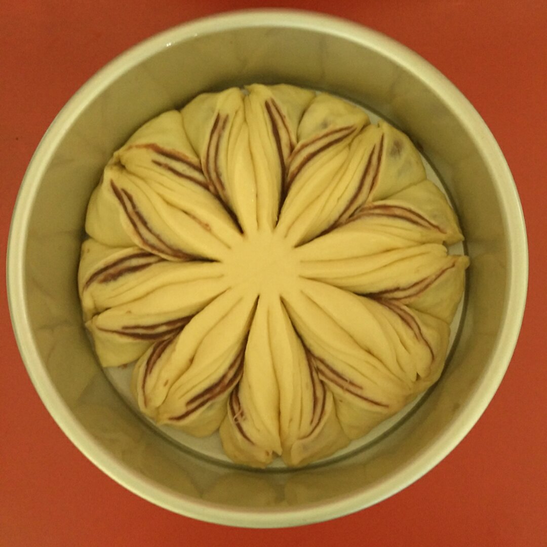 豆沙花式面包