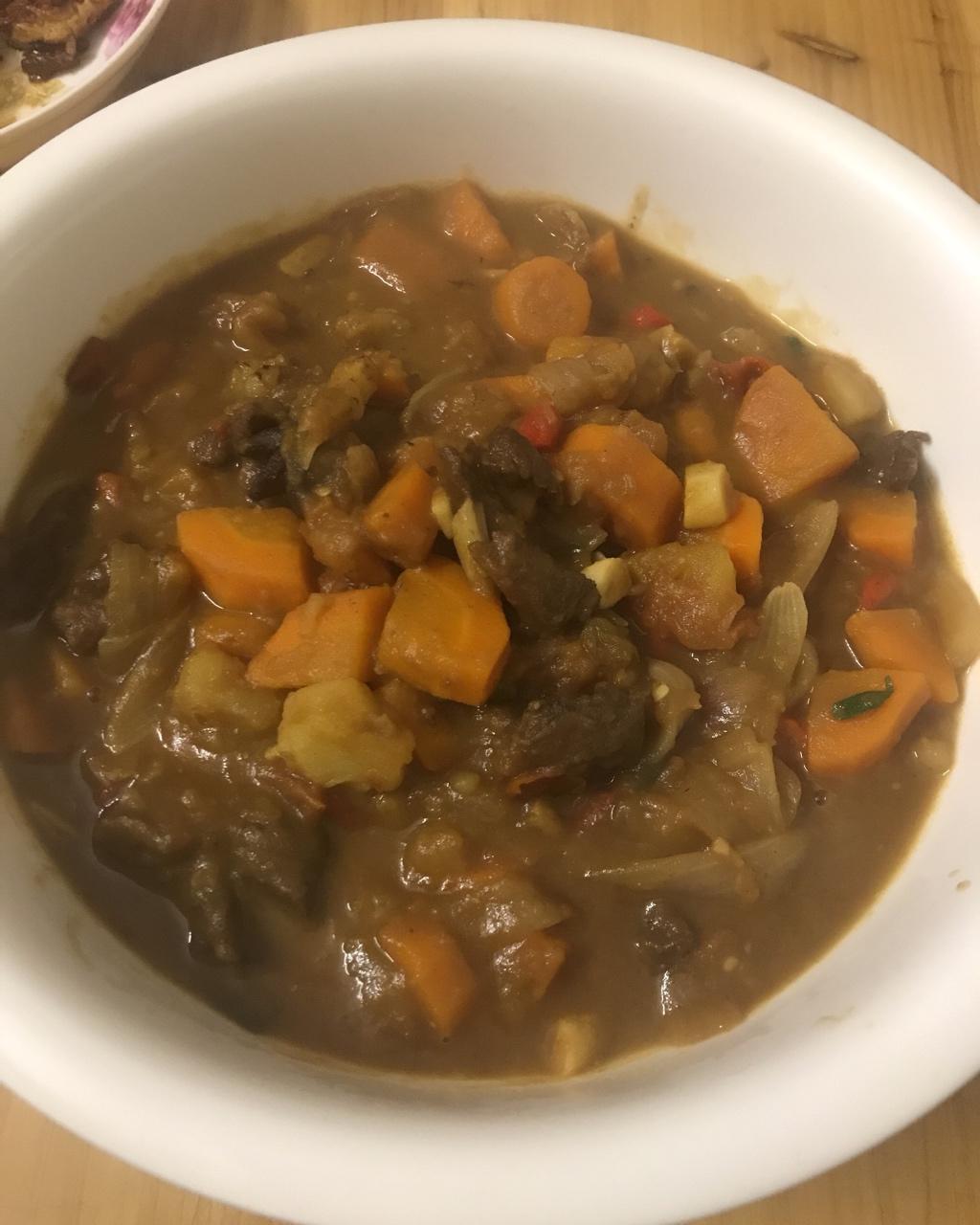 红烧牛肉土豆 （独家秘制）