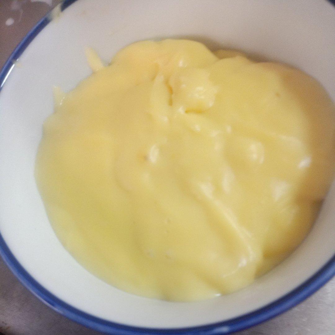 用双皮奶剩下蛋黄做の卡仕达酱